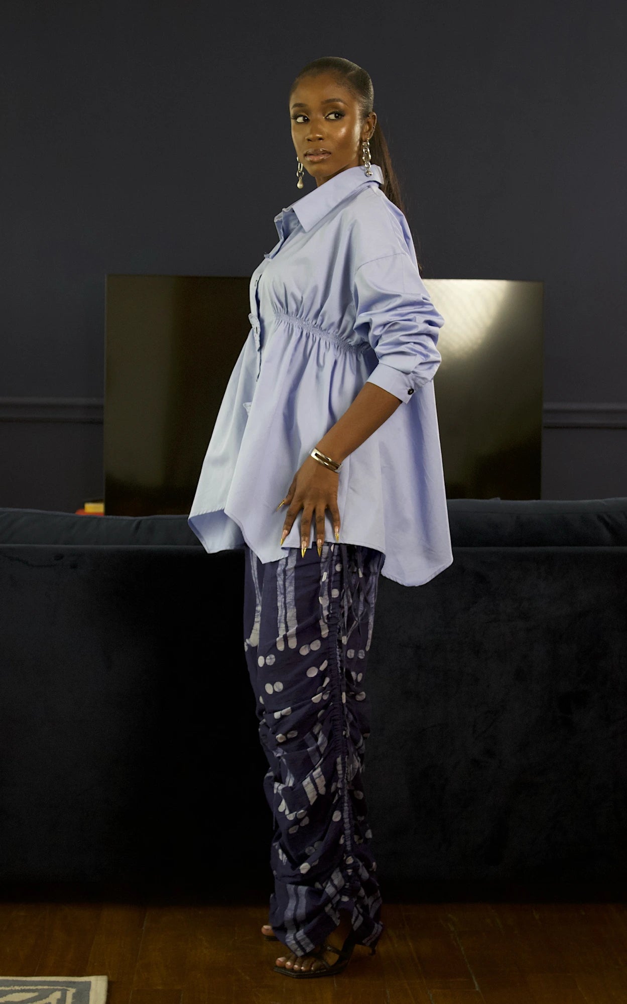 ISIOMA ASSYMETRICAL SHIRT BLUE