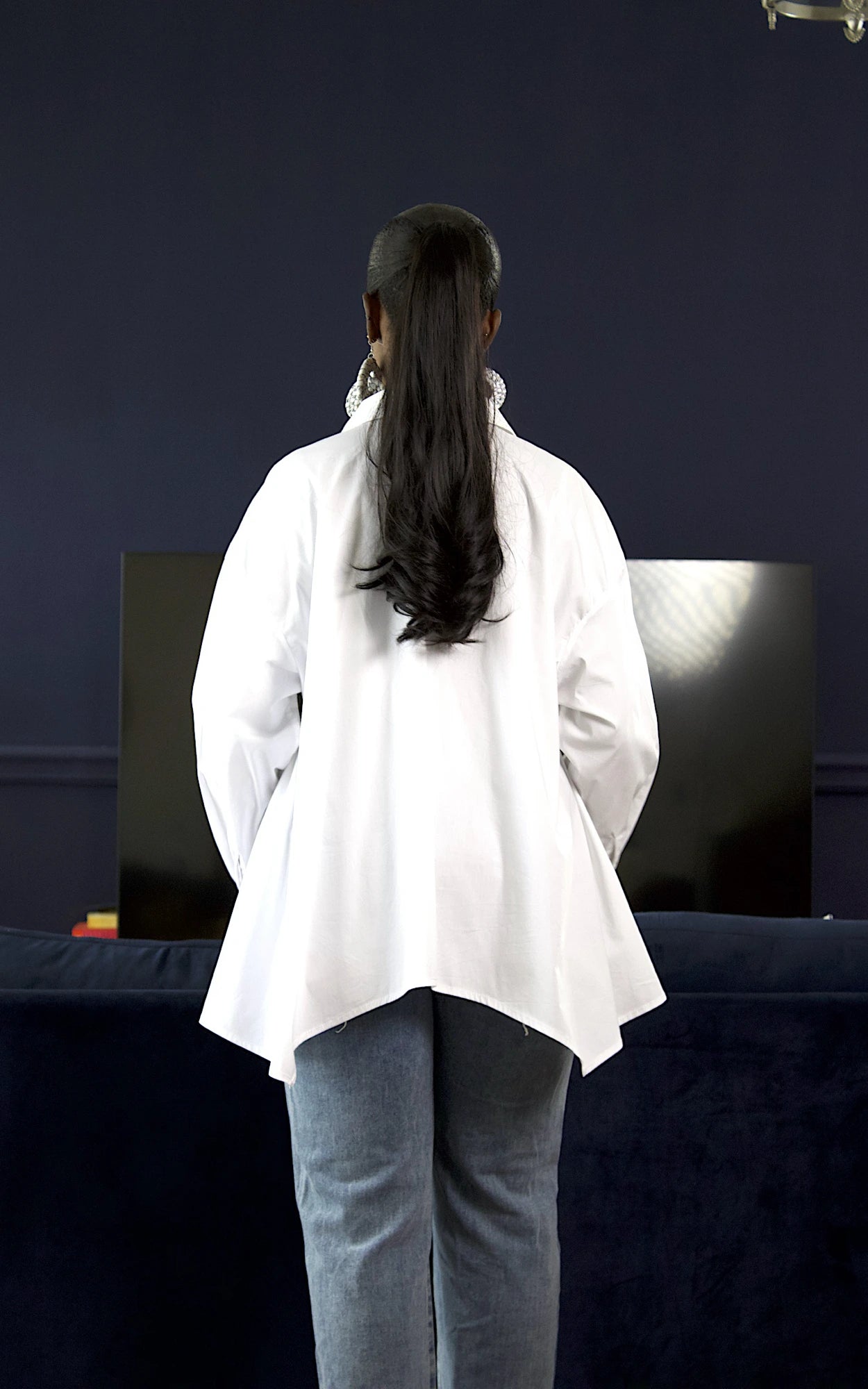ISIOMA ASSYMETRICAL SHIRT WHITE