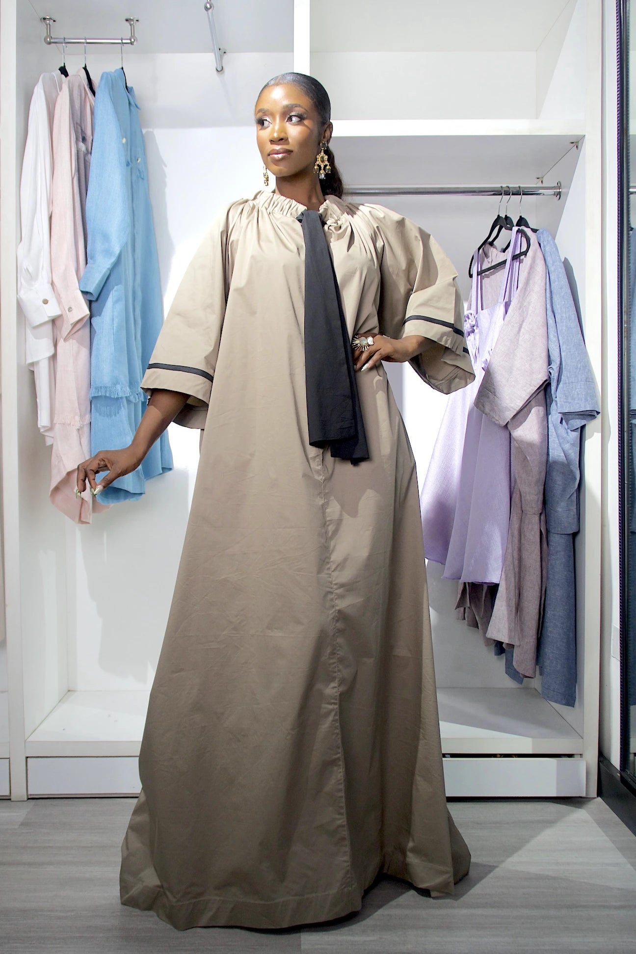 NIA MAXI DRESS - BEIGE