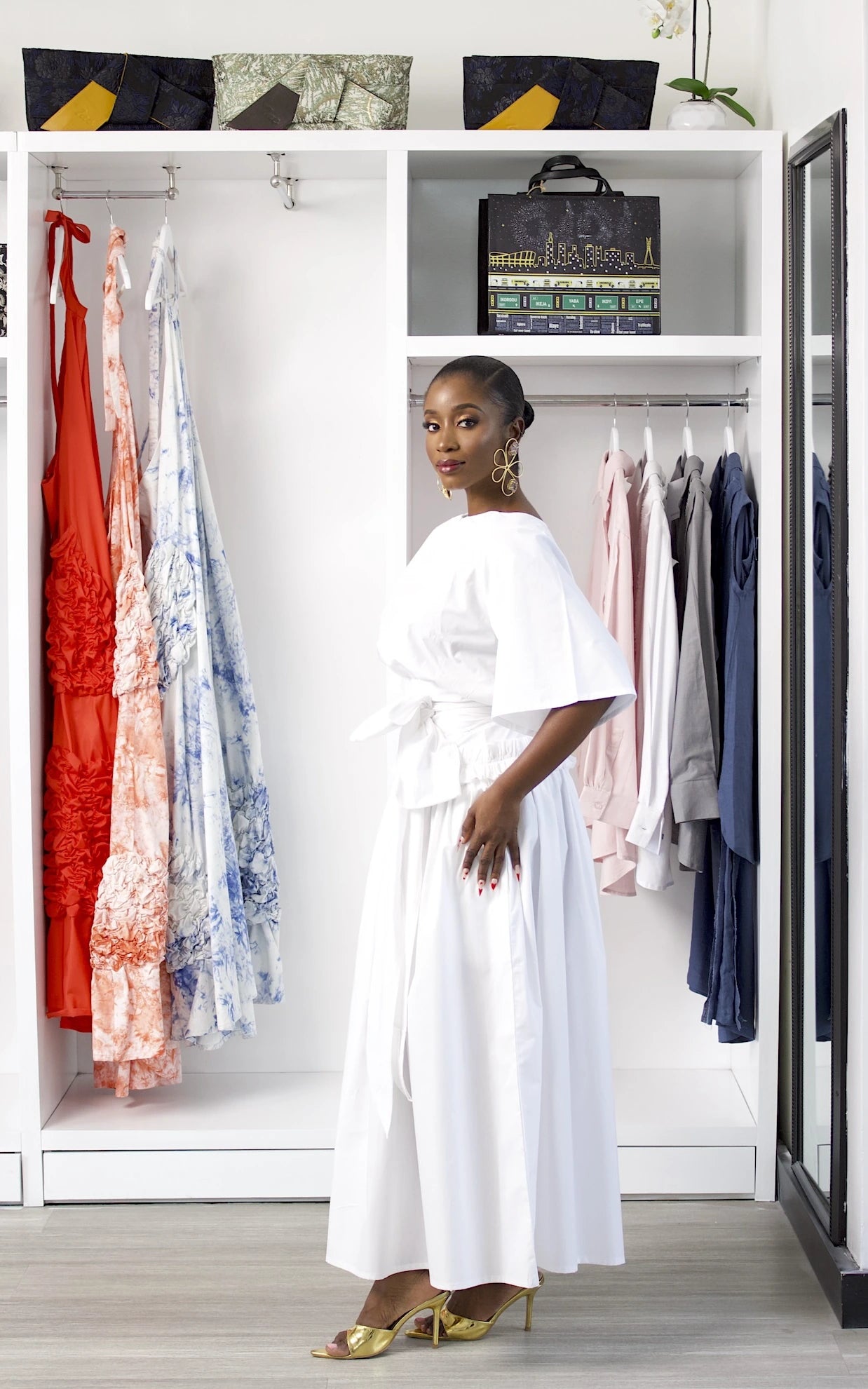 OSASU SKIRT SET WHITE