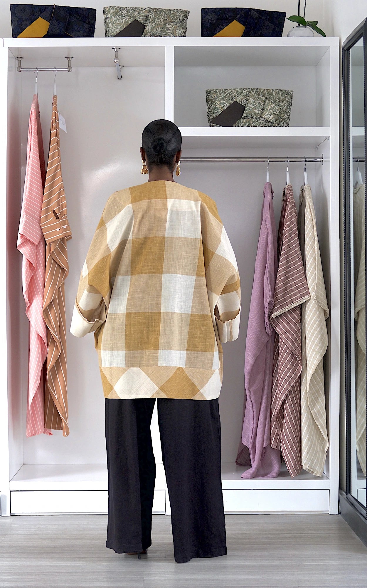 SUIKO KIMONO BROWN/WHITE - SHORT