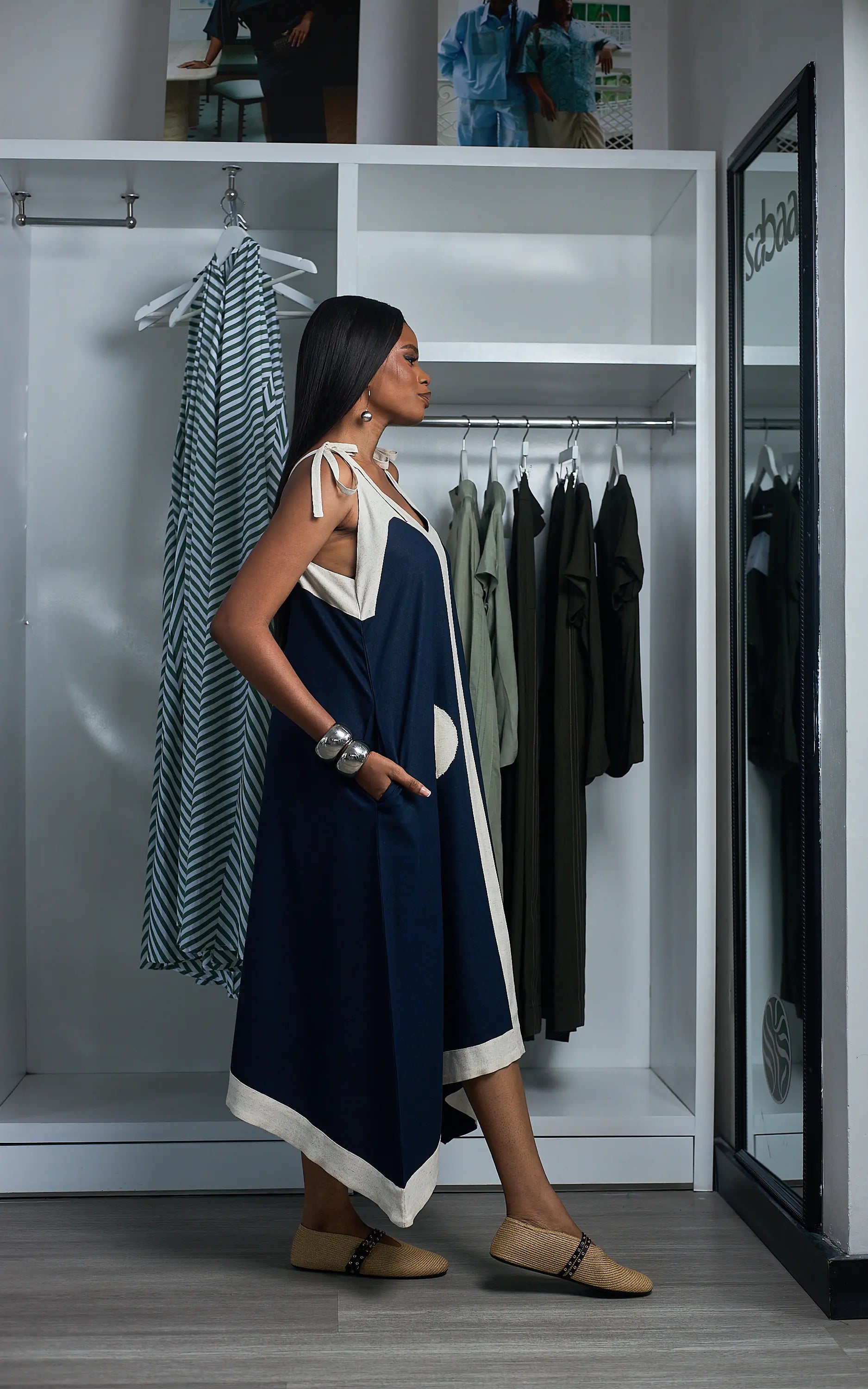 VEE MIDI DRESS